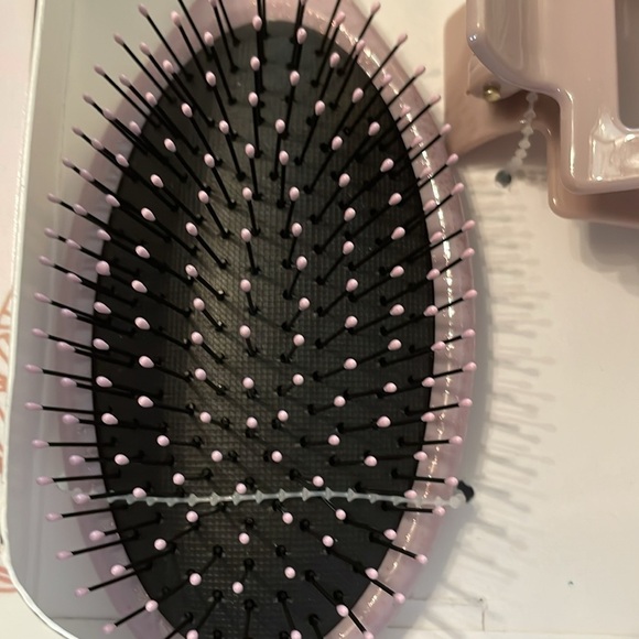 Conair Shine Bright Brush Gift Set - Picture 3 of 6